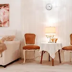 Glueckliche Zeit 100qm Im Souterrain Apartmán