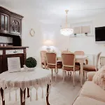 Glueckliche Zeit 100qm Im Souterrain Apartmán *