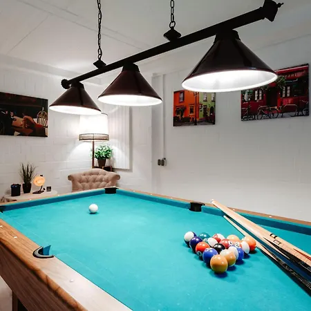 Glueckliche Zeit 100qm Im Souterrain Apartmán