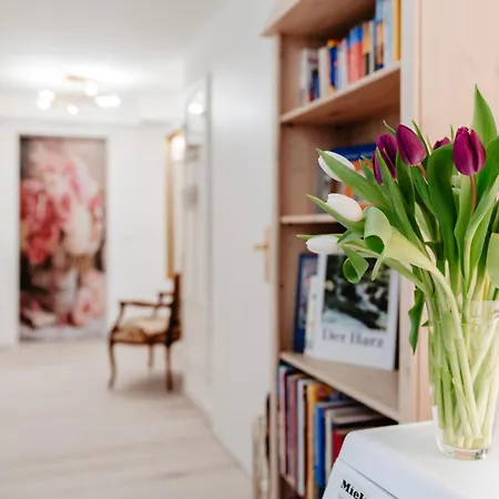 Apartament Glueckliche Zeit 100qm Im Souterrain