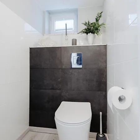 Glueckliche Zeit 100qm Im Souterrain Apartament Osterode am Harz