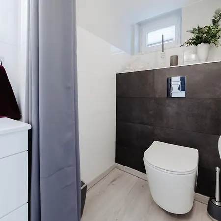 Glueckliche Zeit 100qm Im Souterrain * Osterode am Harz