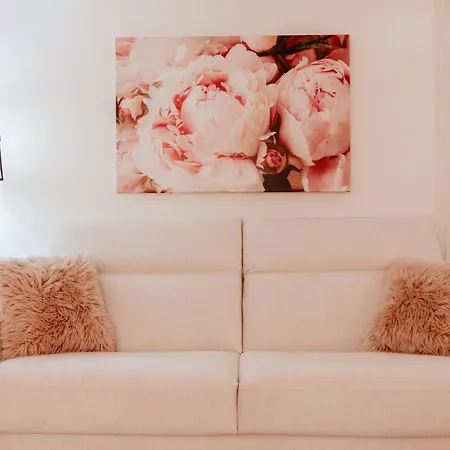 Glueckliche Zeit 100qm Im Souterrain Apartament *